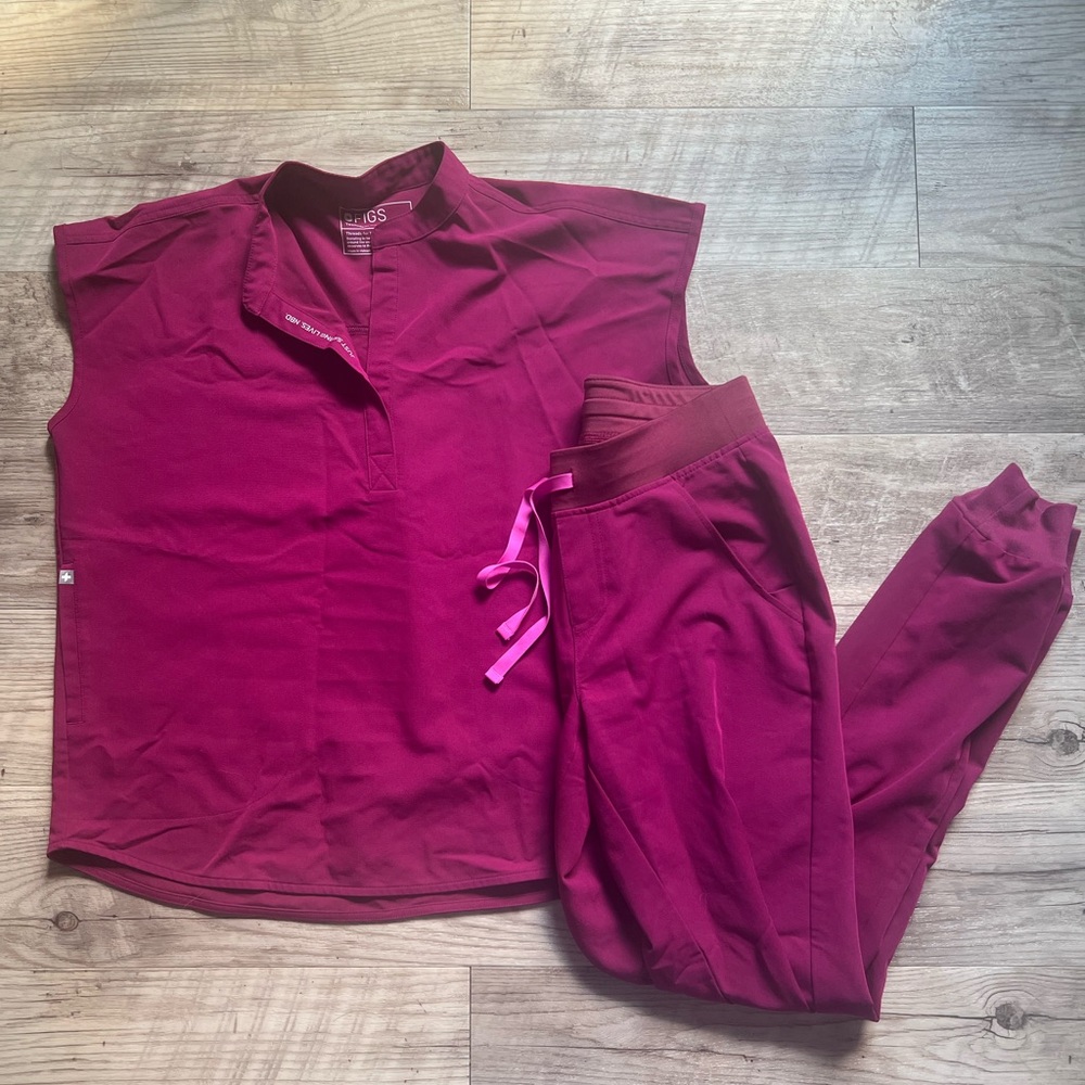 FIGS scrubs